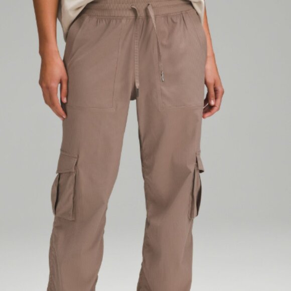 Dance Studio Relaxed-Fit MR Cargo Pant TPTC - Picture 1 of 1